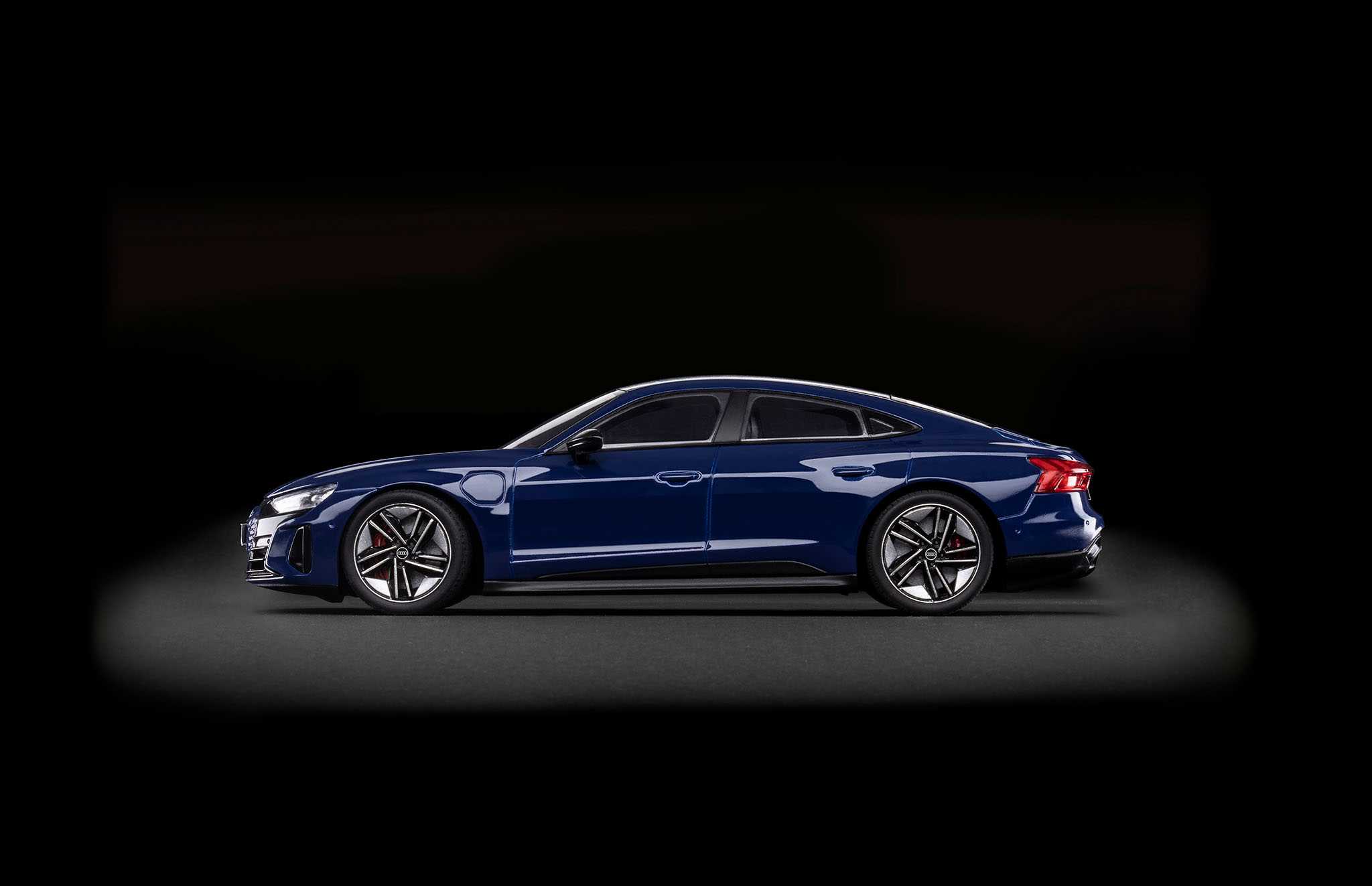 EasyClick ModelSet auto 67698 - Audi e-tron GT (1:24)