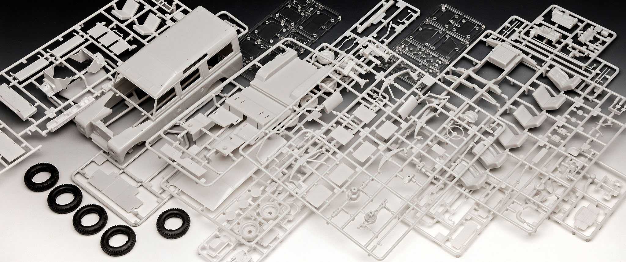 Modelset auto 67047 - Land Rover Series III (1:24)