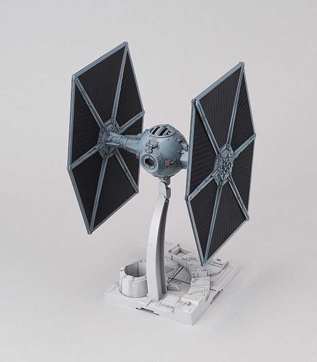 Plastic ModelKit BANDAI SW 01201 - TIE Fighter (1:72)