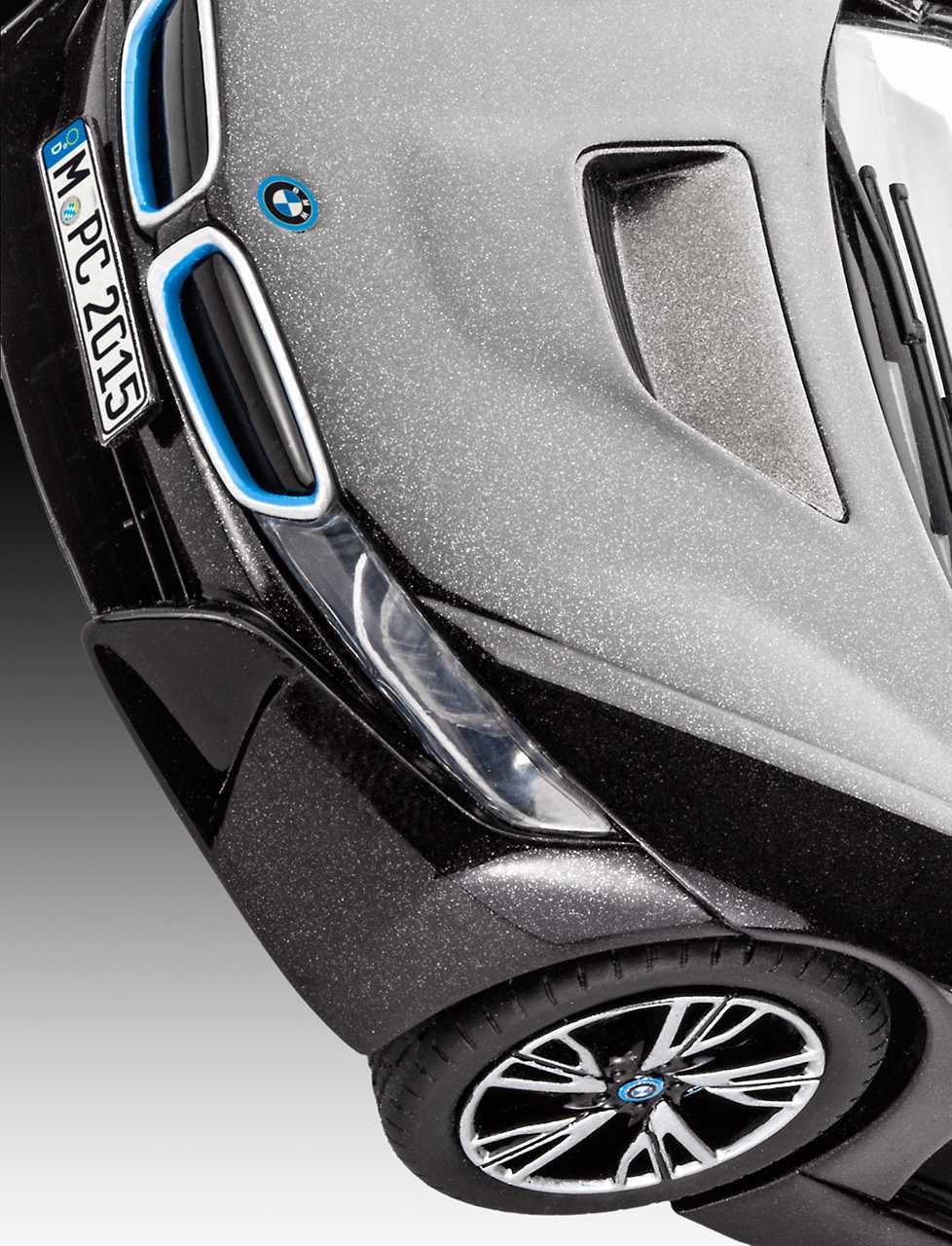 Plastic ModelKit auto 07008 - BMW i8 (1:24)