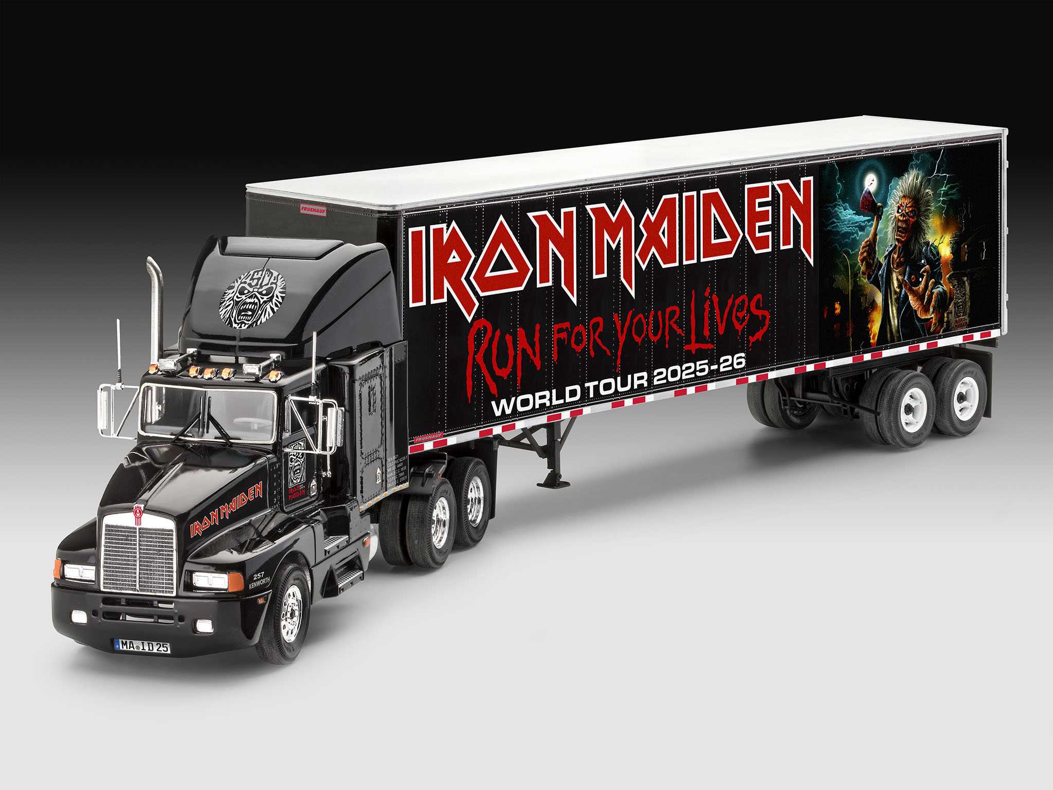 Plastic ModelKit auto 07740 - Tour Truck "Iron Maiden" (1:32)