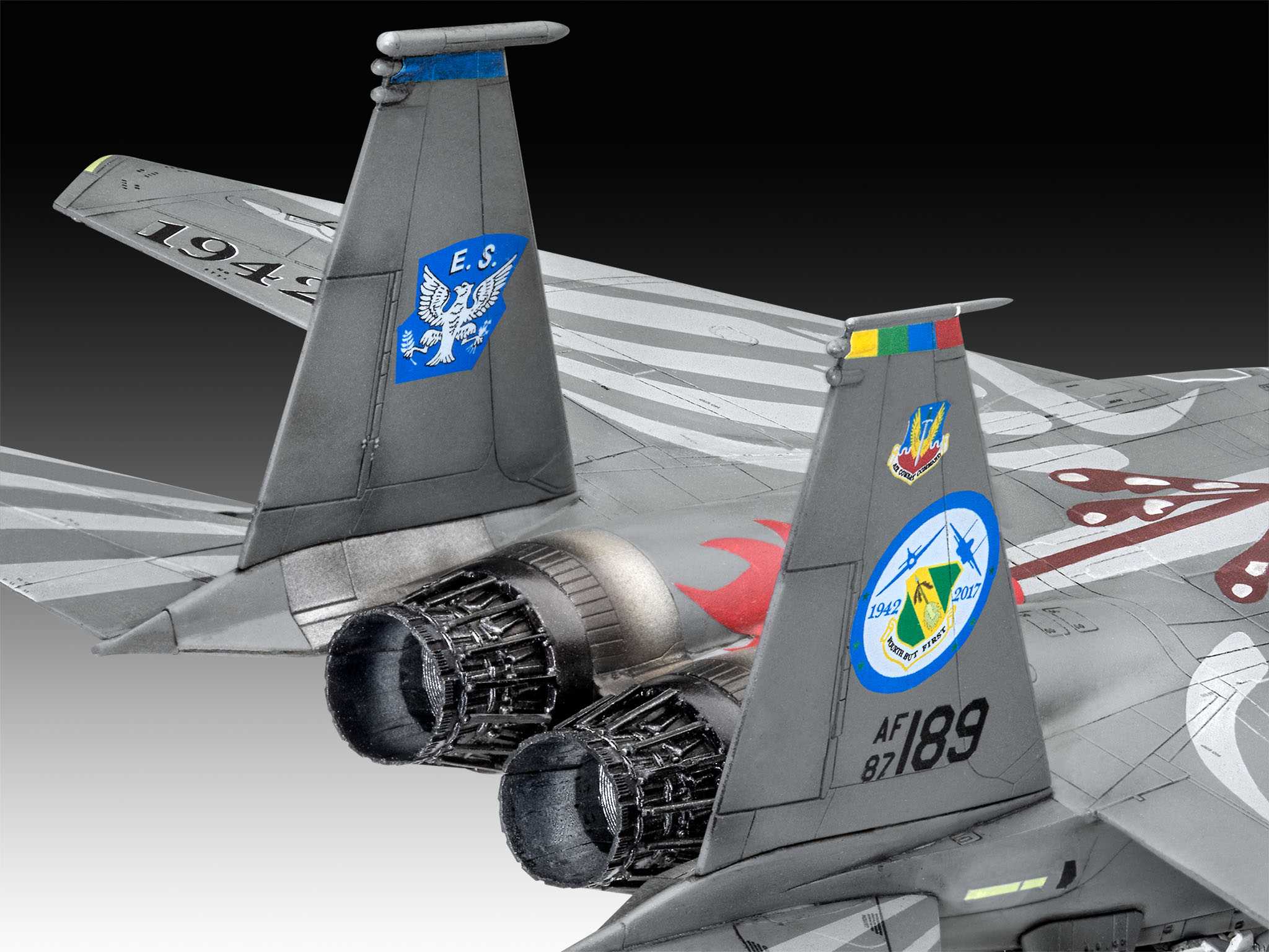 Plastic ModelKit letadlo 03841 - F-15E Strike Eagle (1:72)