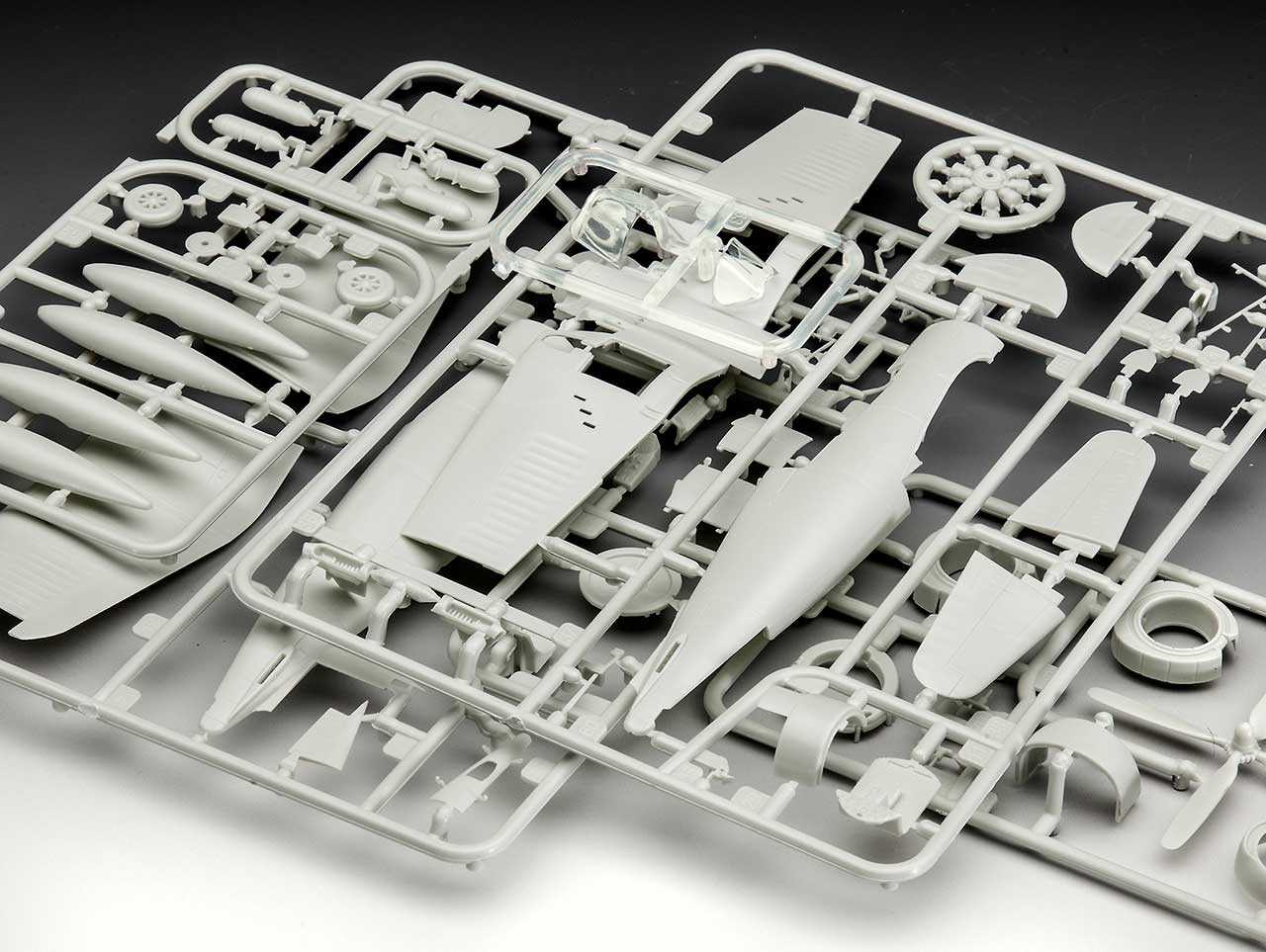 Plastic ModelKit letadlo 03955 - F4U-4 Corsair (1:72)