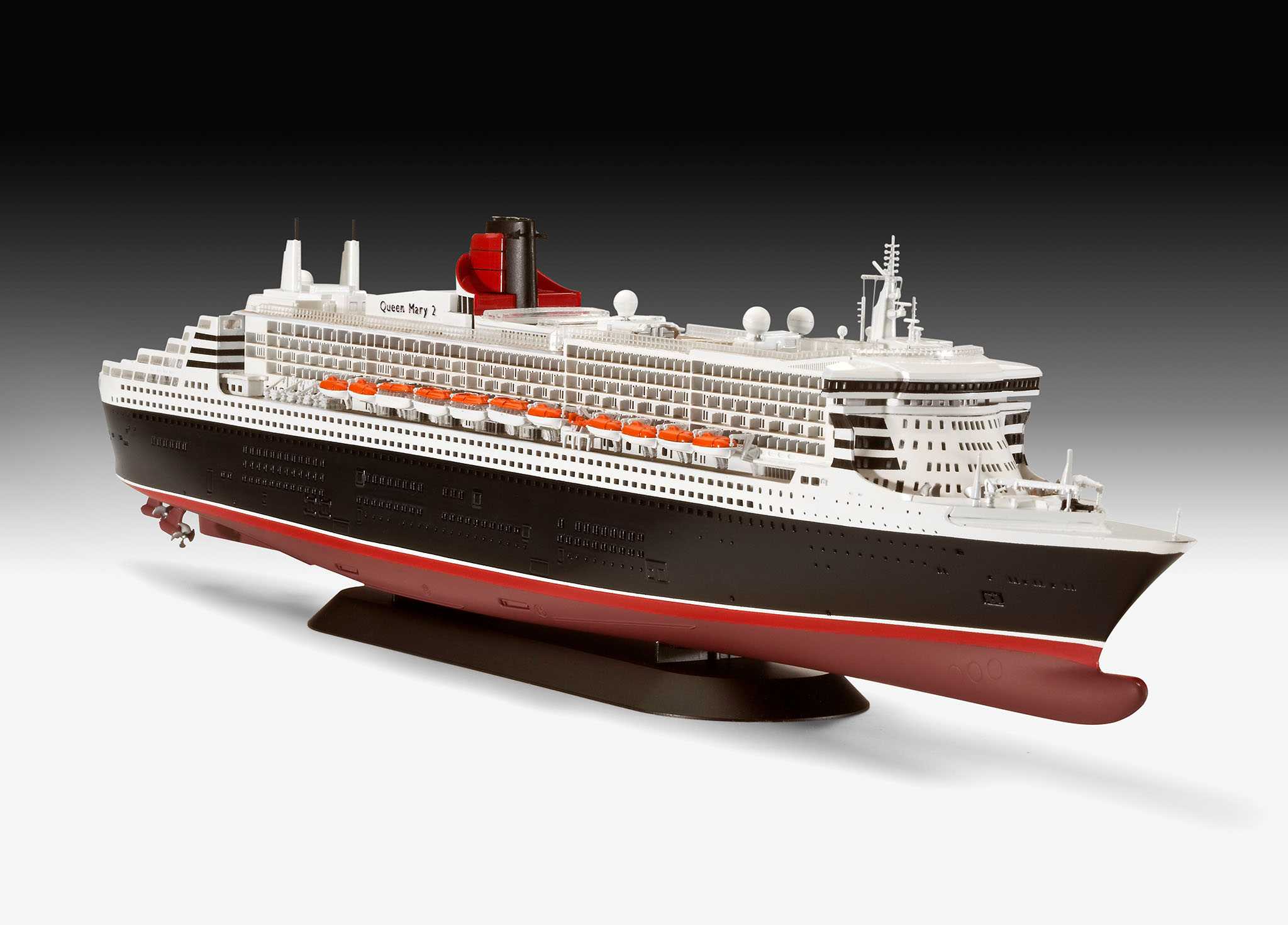 Plastic ModelKit loď 05231 - Queen Mary 2 (1:700)