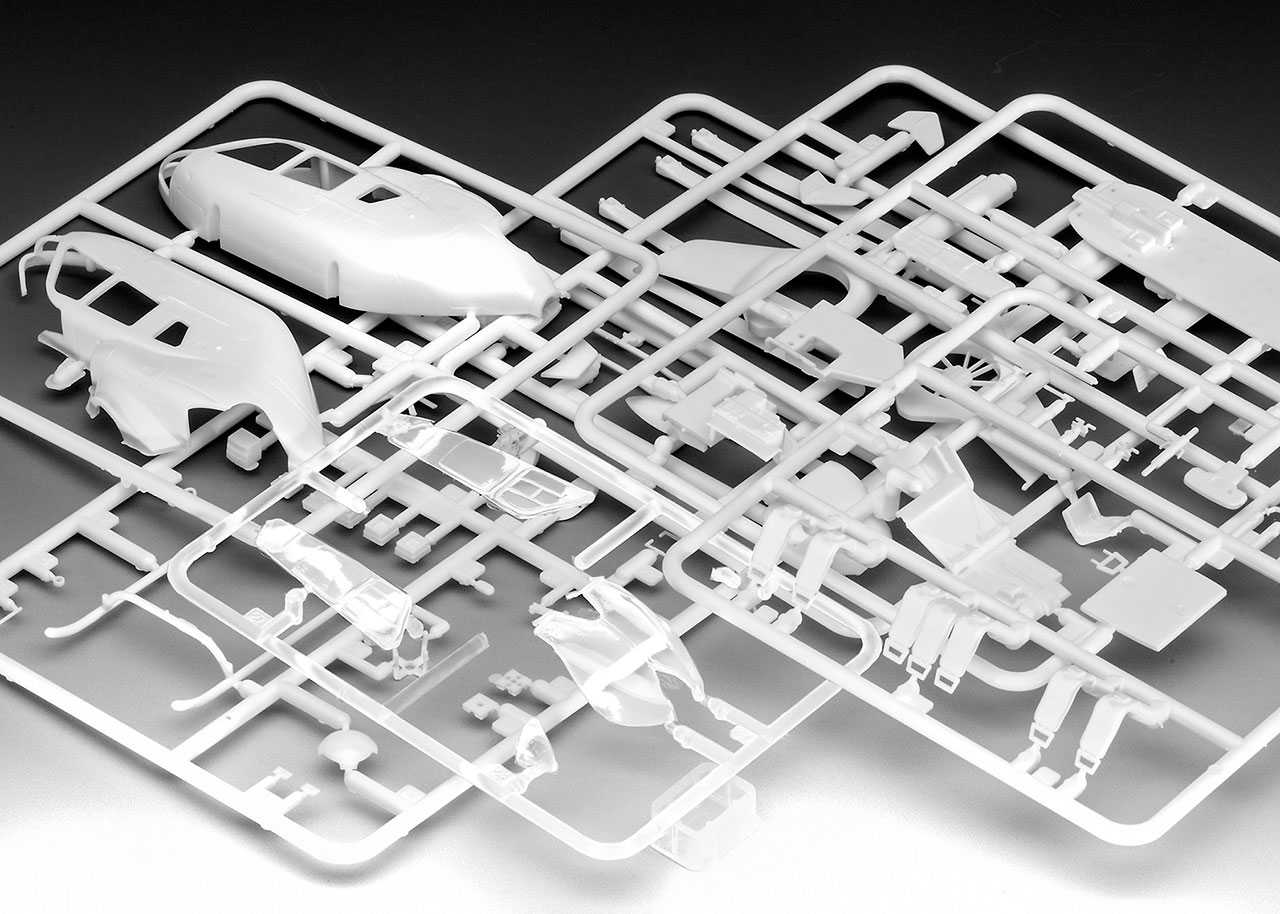 Plastic ModelKit vrtulník 04986 - EC 135 Air Glaciers (1:72)