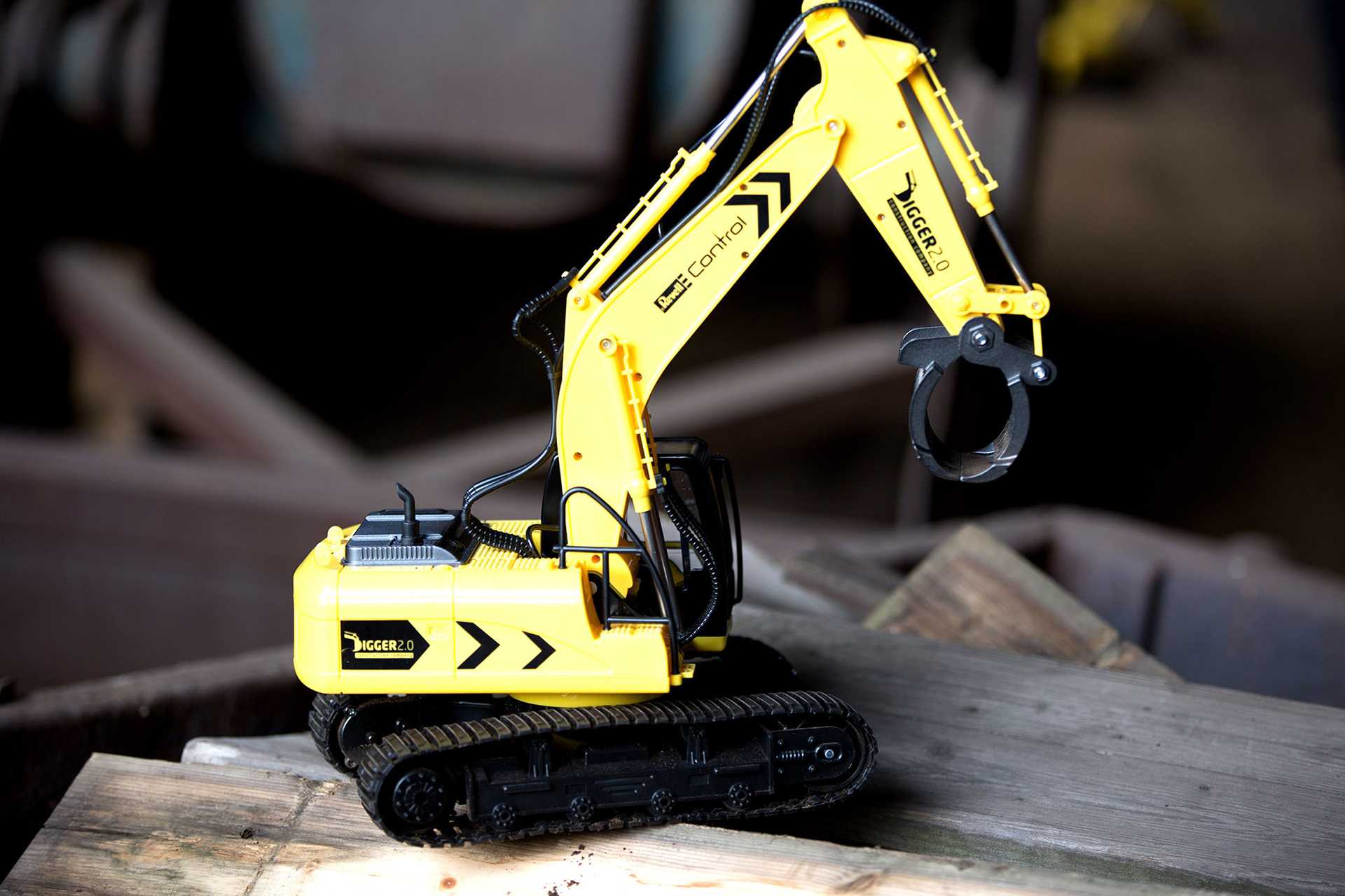 Pracovní stroj REVELL 24924 - Digger 2.0