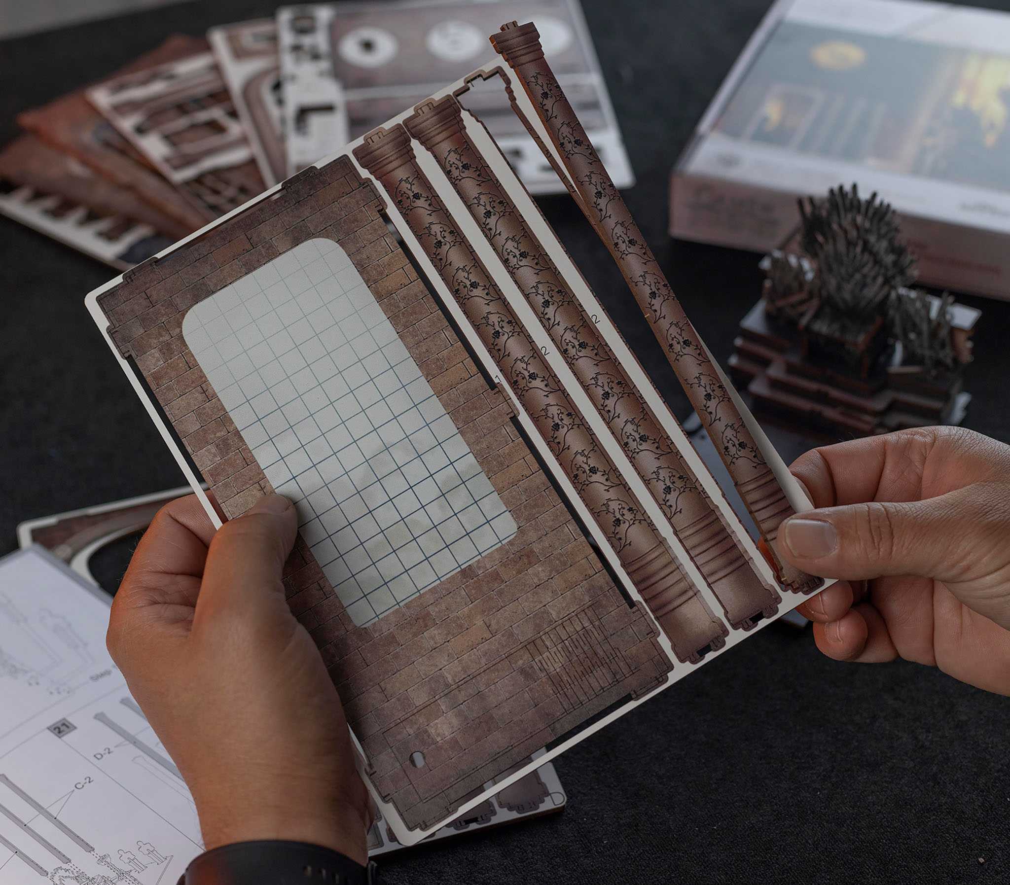 Tiny Adventures REVELL 00531 - Iron Throne - House of the Dragon