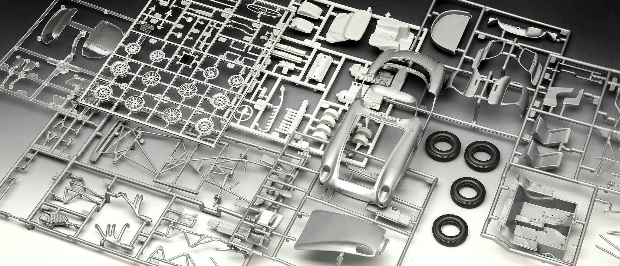 Gift-Set auto 05633 - Mercedes-Benz 300 SLR (70th Anniversary) (1:24)