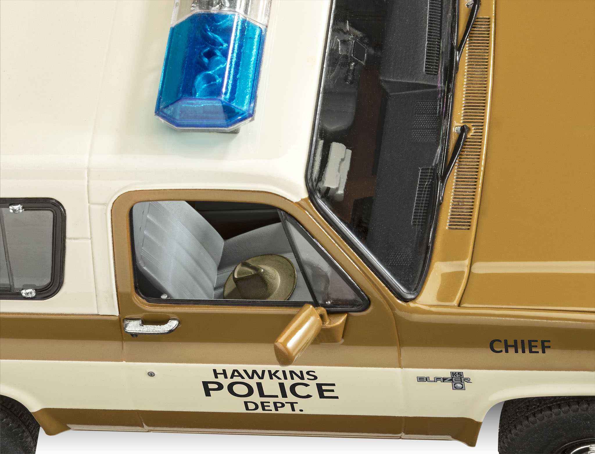 ModelSet STRANGER THINGS auto 67724 - 1985 Chevrolet K5 Blazer (1:25)