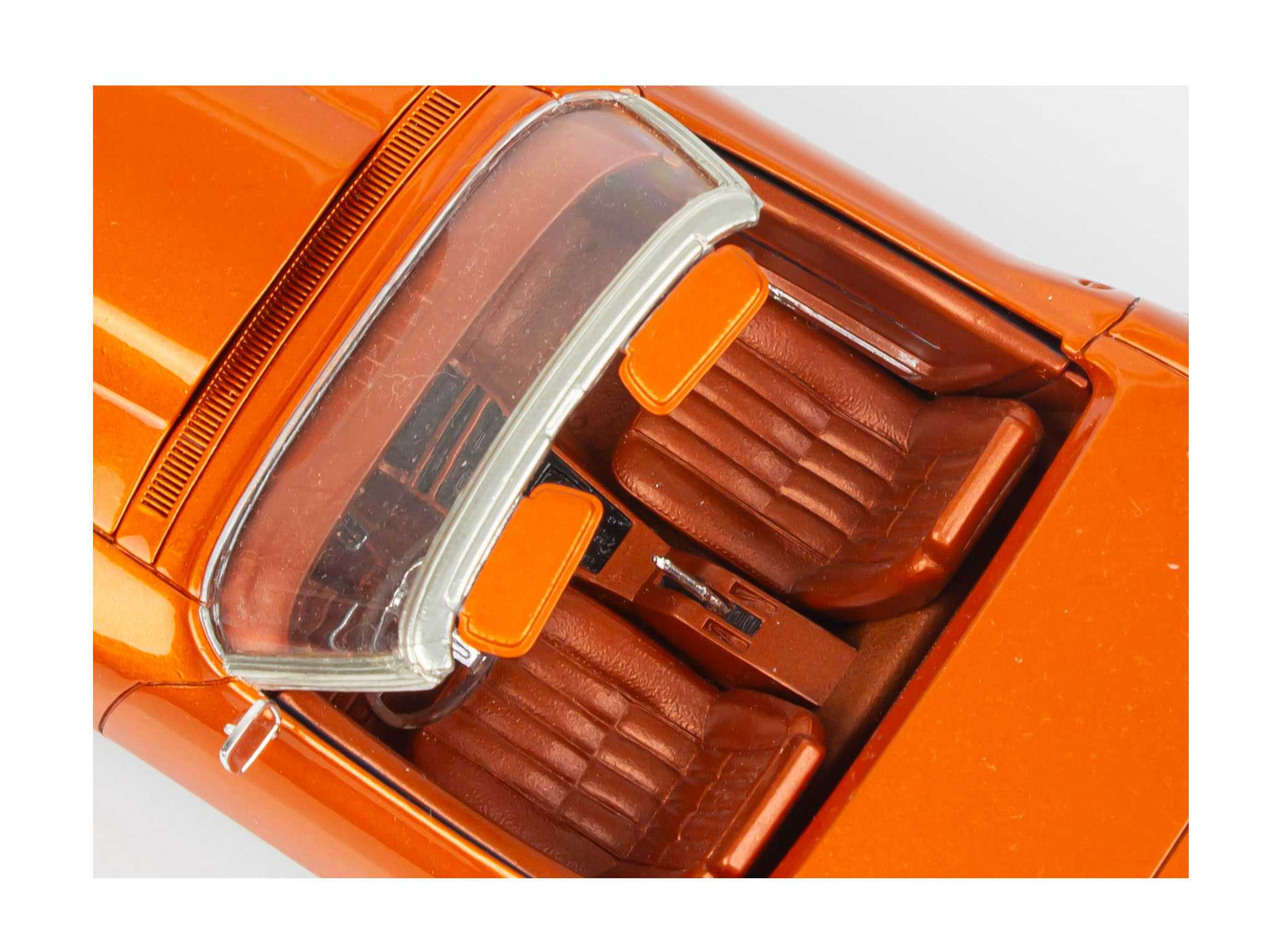 Plastic ModelKit MONOGRAM auto 4572 - '68 Corvette L-88 Roadster (1:25)