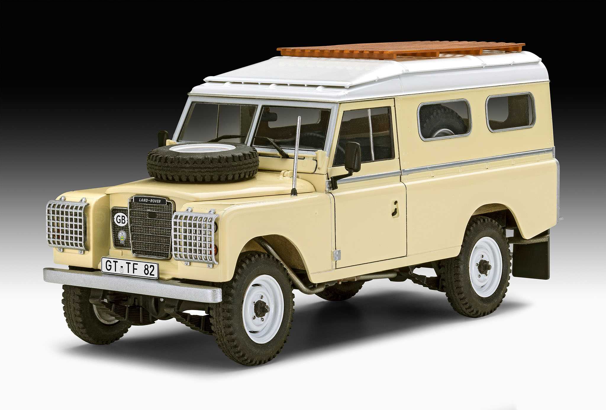 Plastic ModelKit auto 07056 - Land Rover Series III LWB (commercial) (1:24)