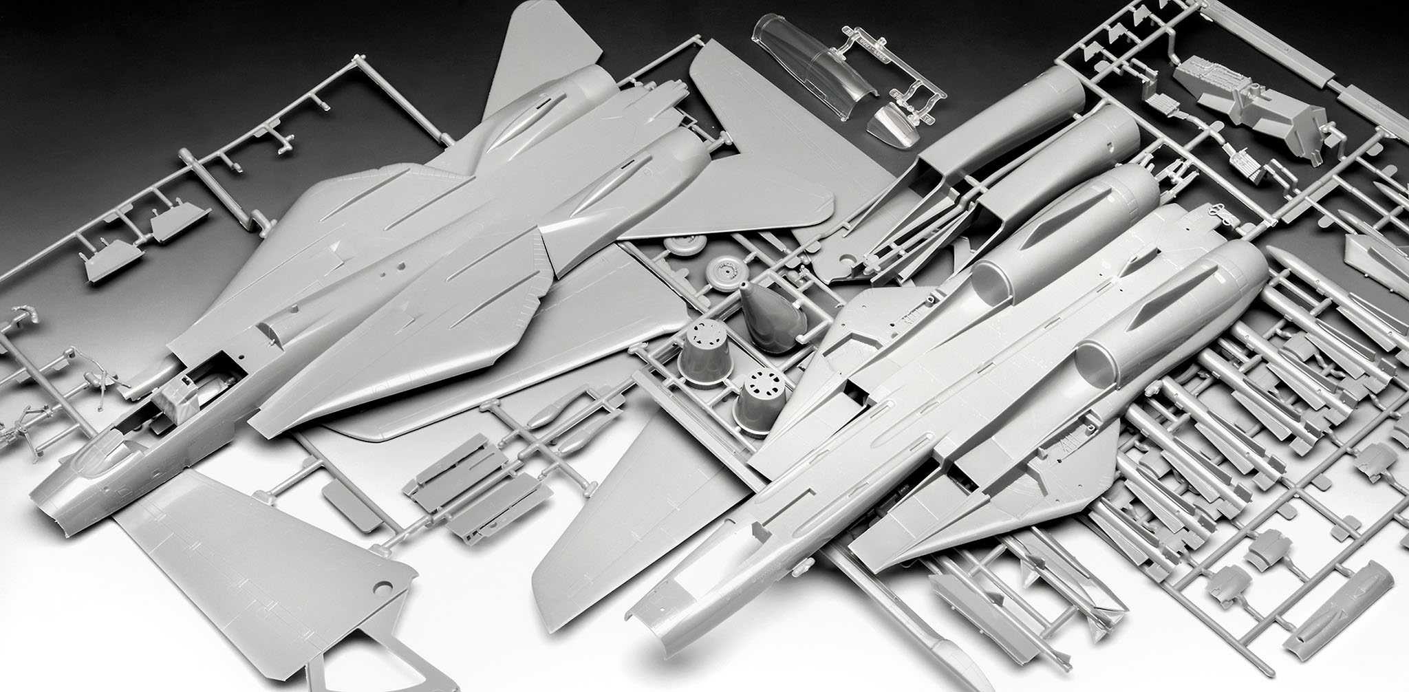 Plastic ModelKit letadlo 03865 - Maverick's F-14A Tomcat ‘Top Gun’ (1:48)