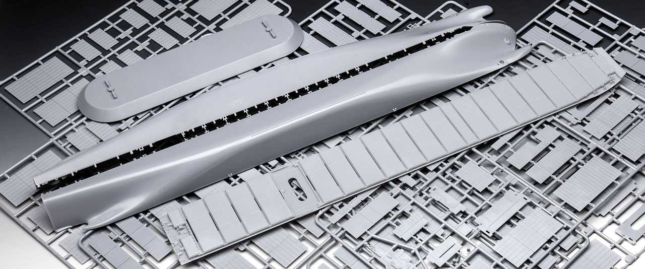 Plastic ModelKit loď 05152 - Container Ship Colombo Express (1:700)