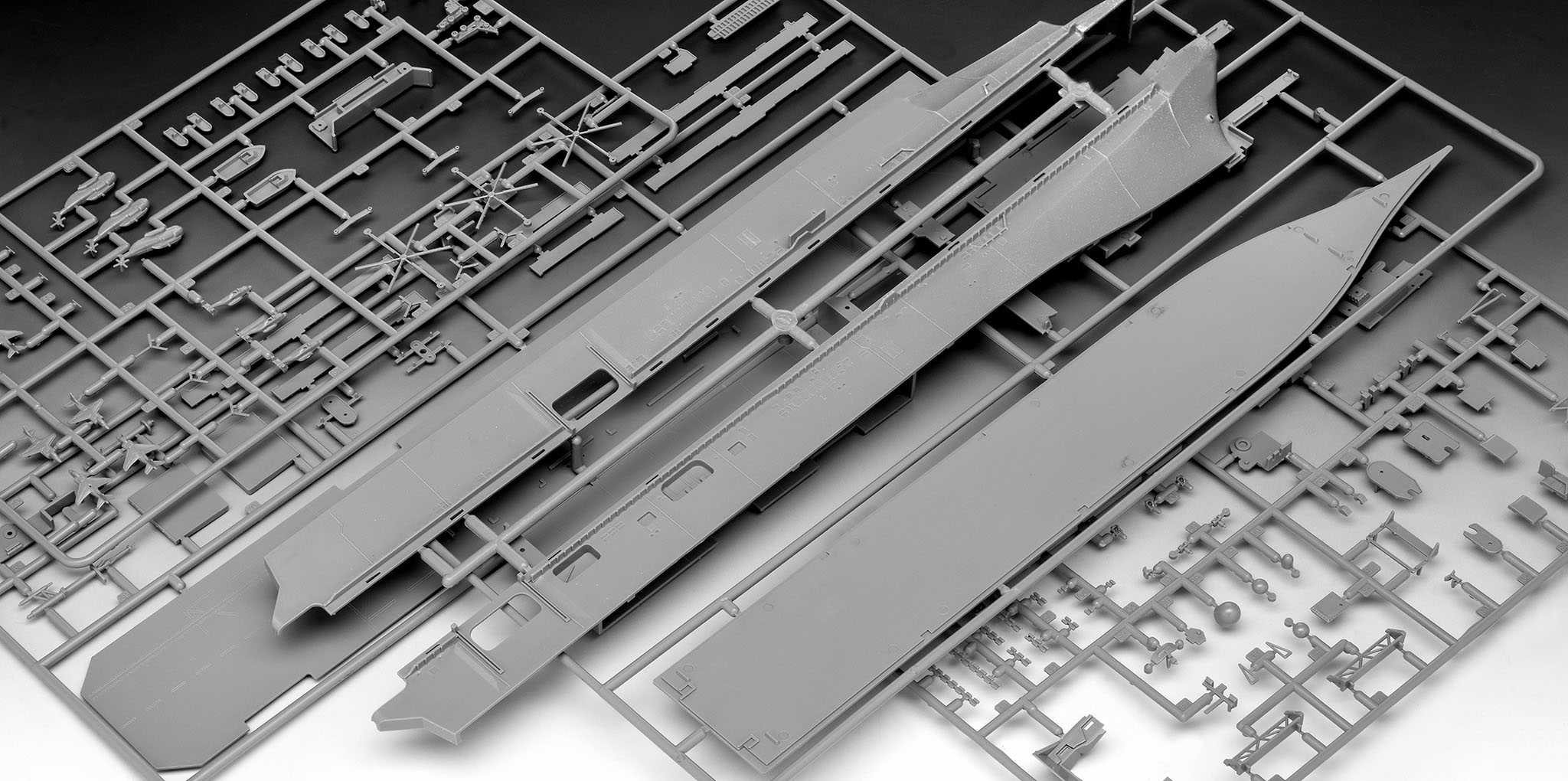 Plastic ModelKit loď 05178 - Assault Carrier USS WASP CLASS (1:700)