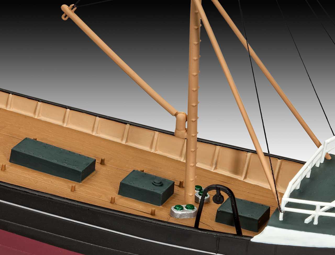 Plastic ModelKit loď 05204 - Northsea Fishing Trawler (1:142)