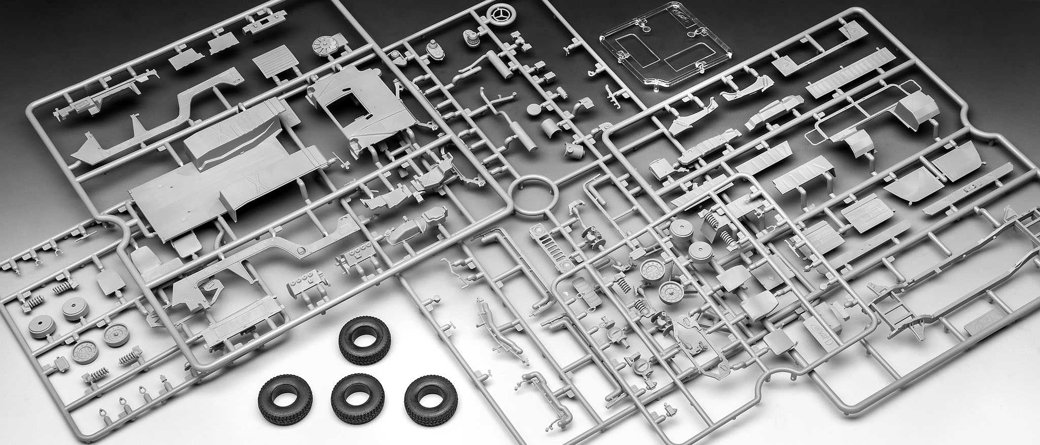 Plastic ModelKit military 03366 - HMMWV M1097A2 (1:35)