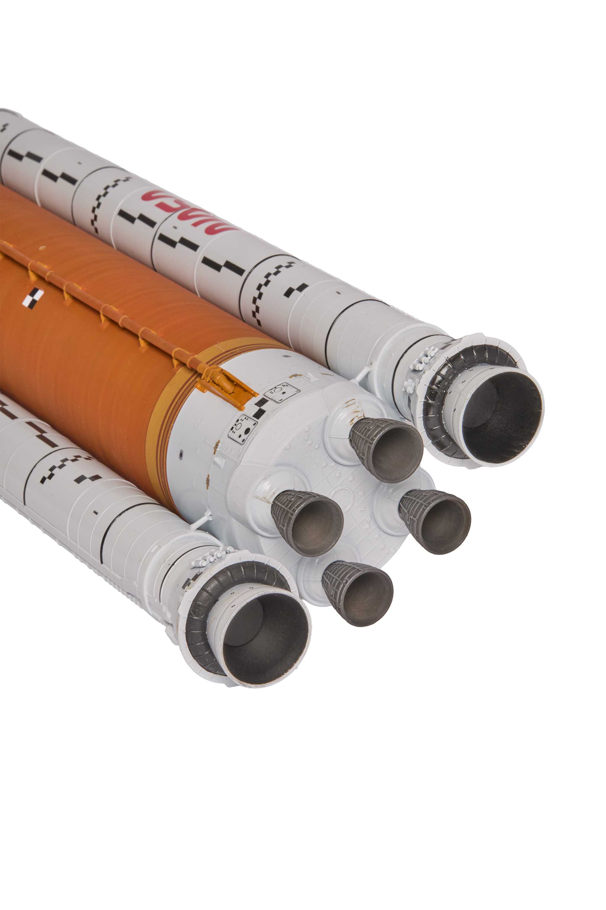 Plastic ModelKit vesmír 03760 - NASA Artemis Space Launch System (SLS) (1:144)